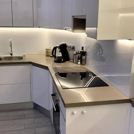 Apartment Playa Paraiso - Ruim Luxe Met Parking - Verwarmd Zwembad *